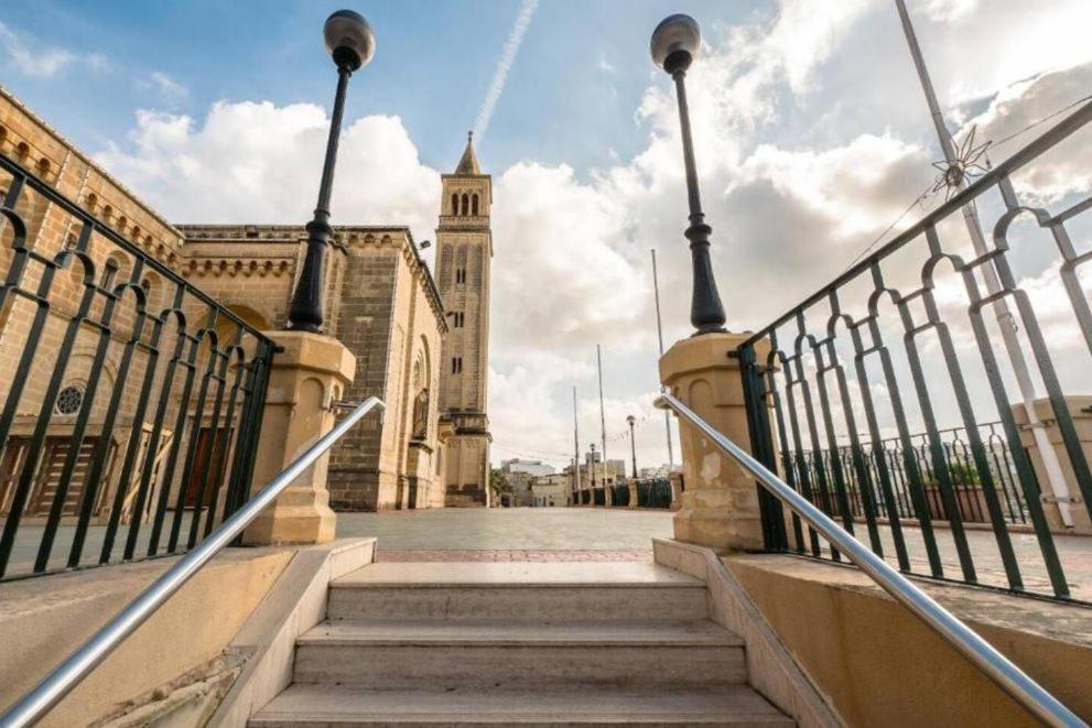Sea View 2 Bedroom Apartment Marsaskala Ngoại thất bức ảnh