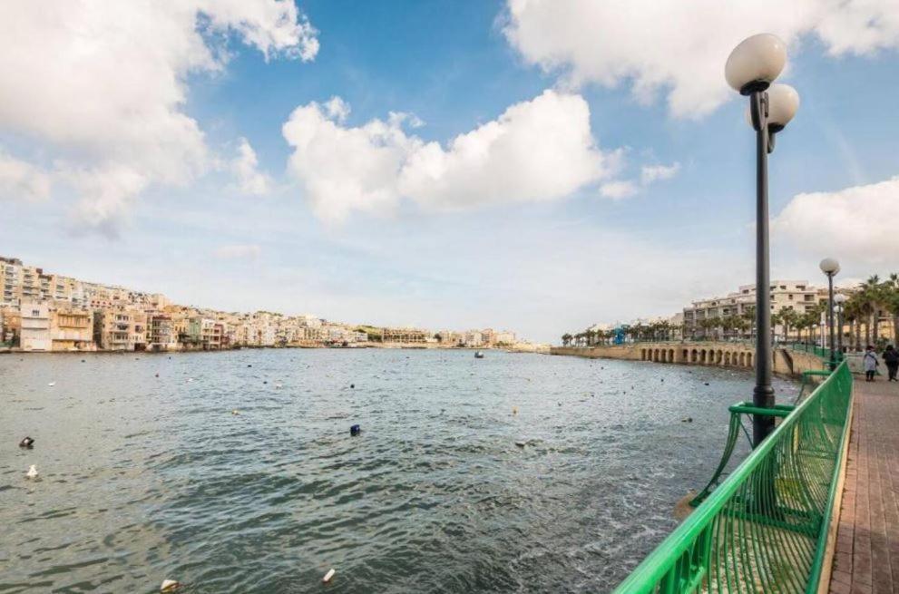 Sea View 2 Bedroom Apartment Marsaskala Ngoại thất bức ảnh
